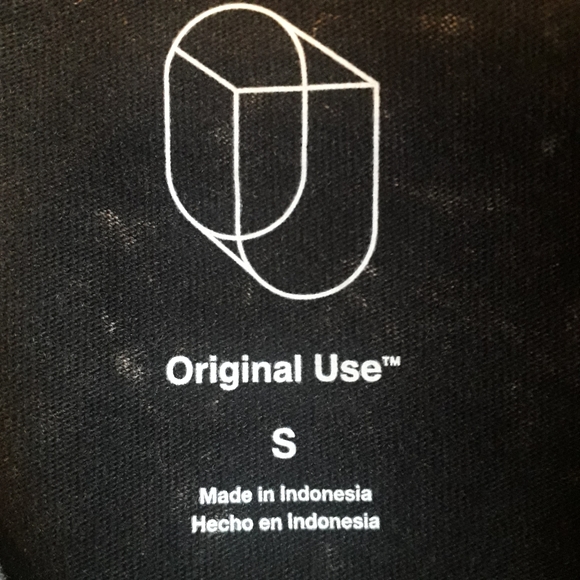 Original Use | Galaxy black distressed long sleeve shirt, standard fit - Picture 4 of 7